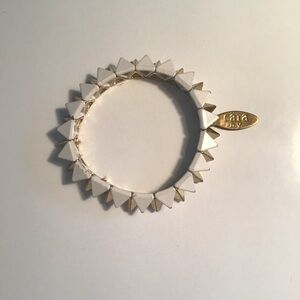 Vintage Cara NY  White and Gold Triangle Spike Statement Stretch Bracelet
